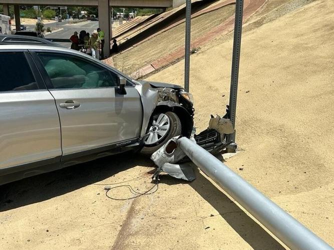 Crash takes down light pole in GV | Local News Stories | gvnews.com