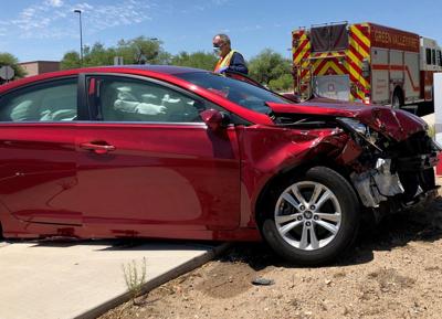 Green Valley crash results in no injuries | Local News Stories | gvnews.com
