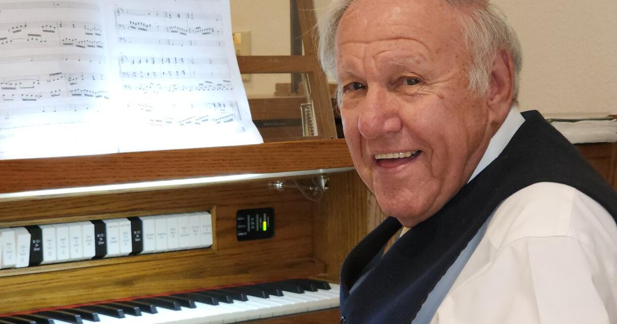 Meandering the Mesquite: Melding music and art: The extraordinary talents of Gordon Swanson - Vimarsana News