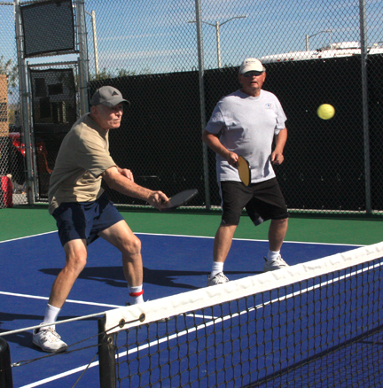 Pickleball Club hosts fall tournament | Local sports | gvnews.com