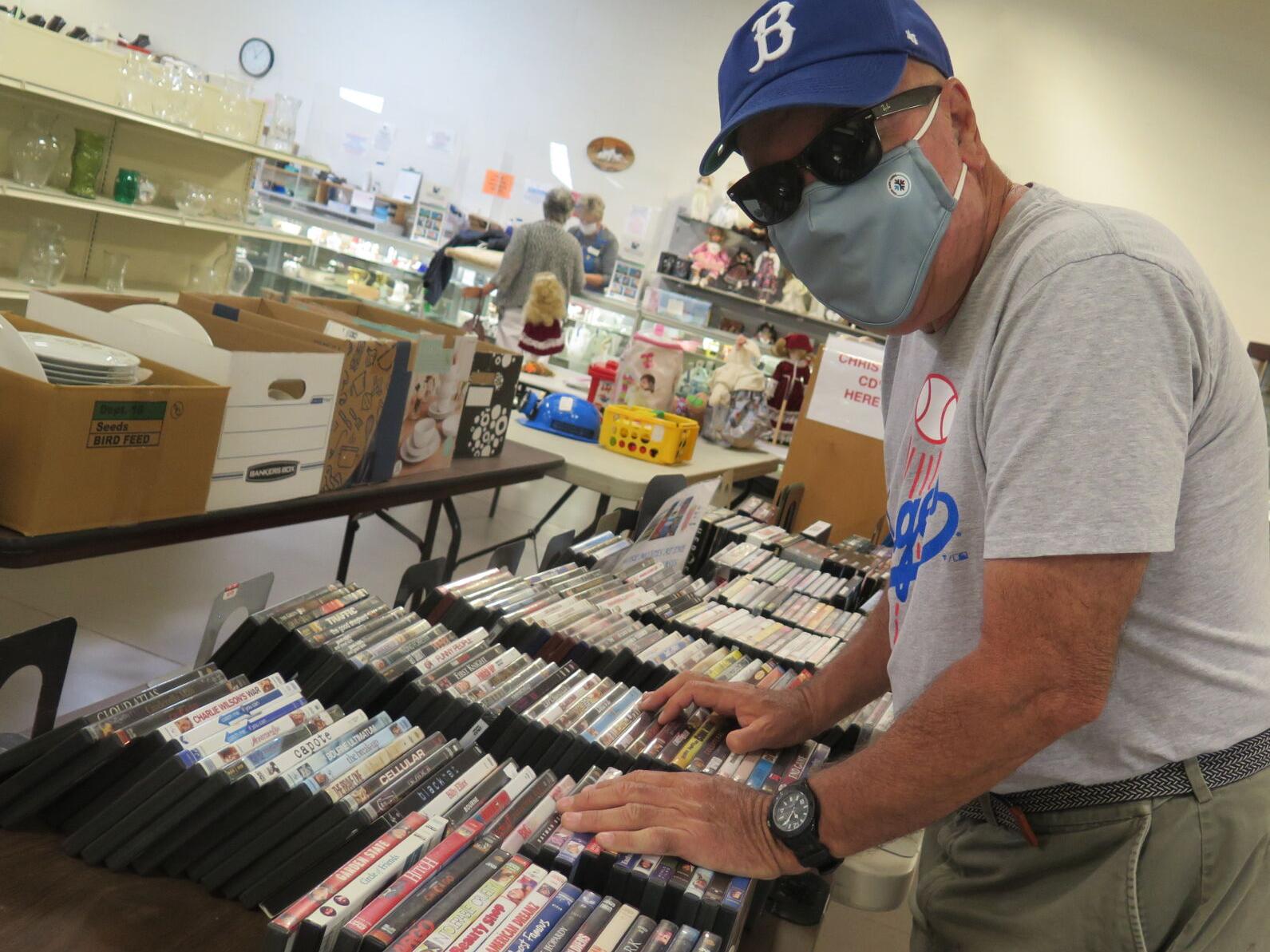 It's back open: White Elephant fans grateful to be shopping - Vimarsana News