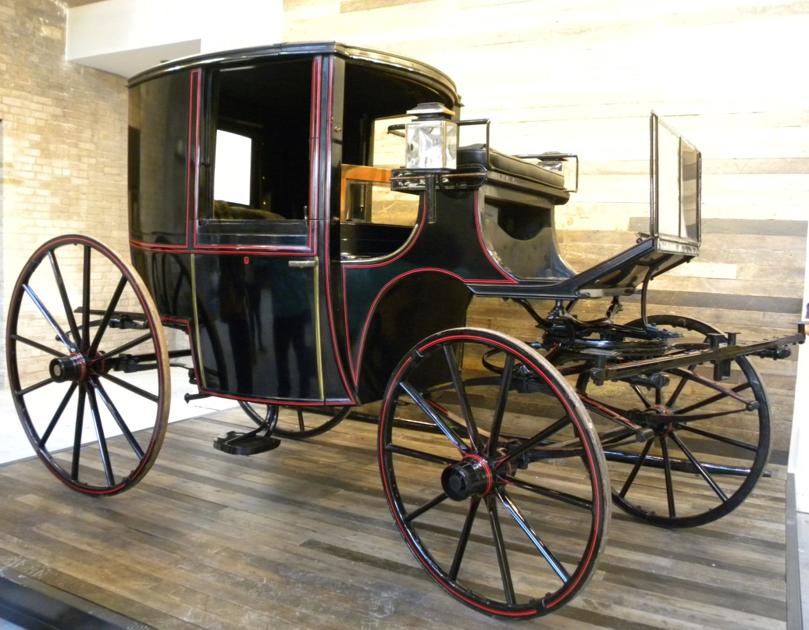 Historic Carriage Returns to Rochester Hometown Stories