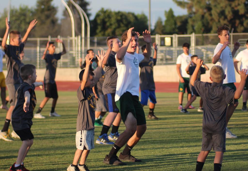 Kingsburg Holds Youth Football Camp Kingsburg Recorder