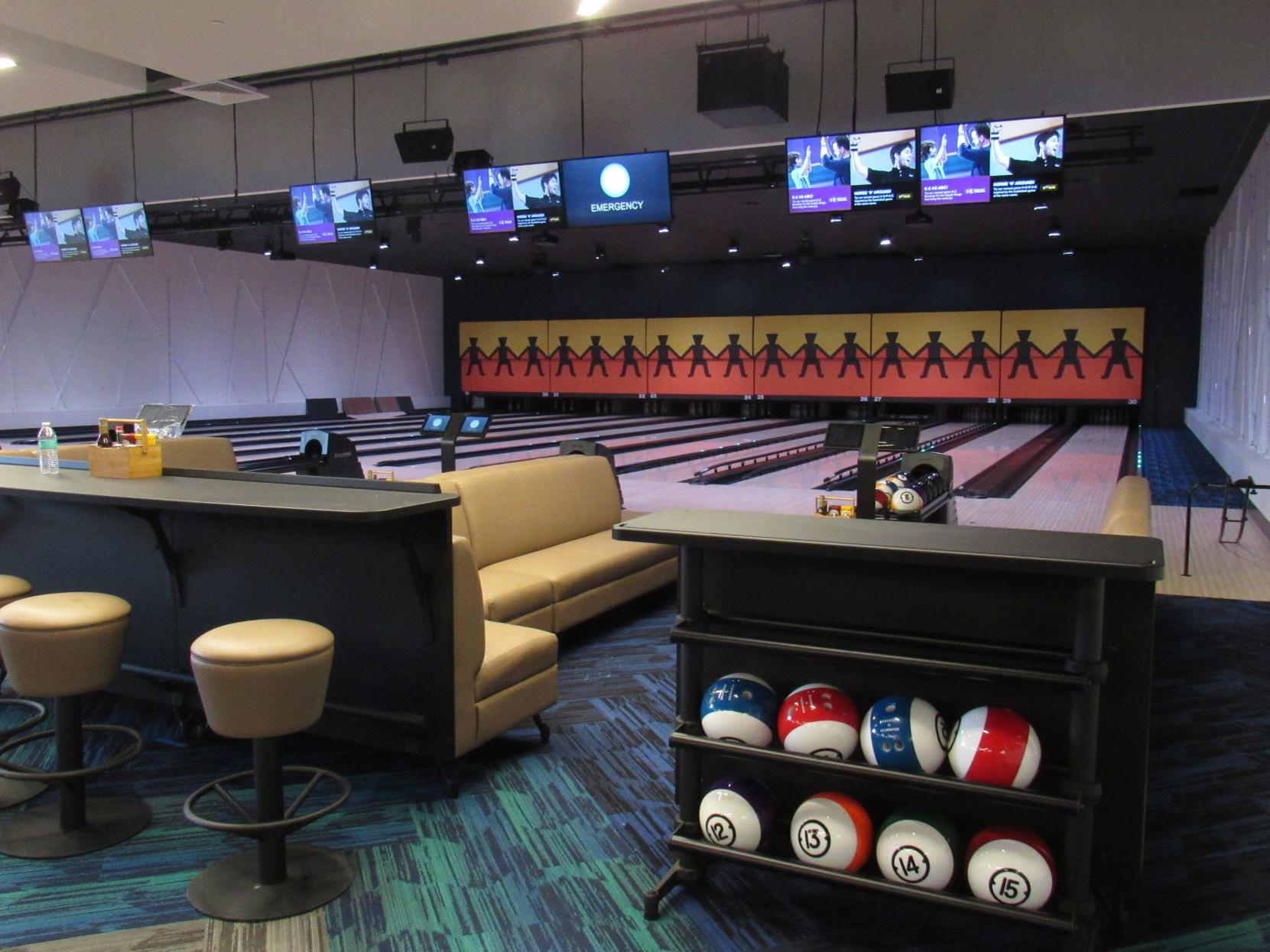 Bowling - Coyote Entertainment Center