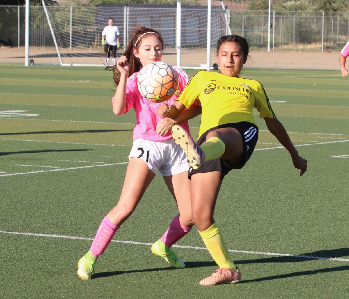 Bevy Of Local Talent In Central Section All Star Soccer Game Local Hanfordsentinel Com