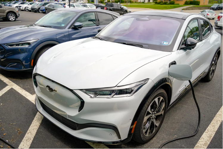 can-californians-afford-electric-cars-wait-lists-for-rebates-are-long