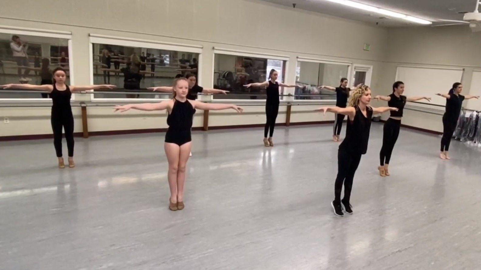 Dance Your Blox Off Dance Routine