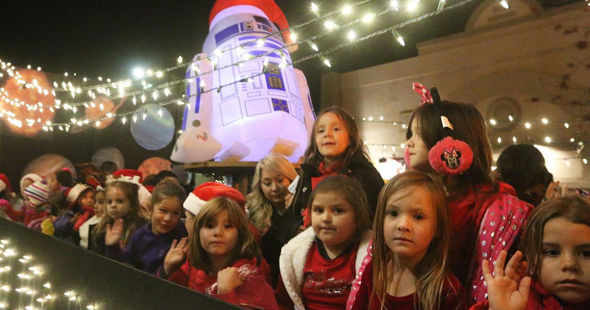 Lemoore Christmas parade Gallery