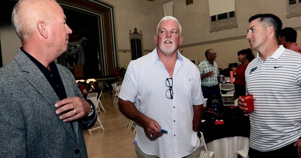 Hanford Drake Riley Hanford High hosts sixth annual Hall of Fame ceremony | Local News ...