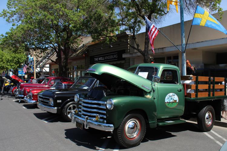 Show brings car lovers Local News Selma / Kingsburg