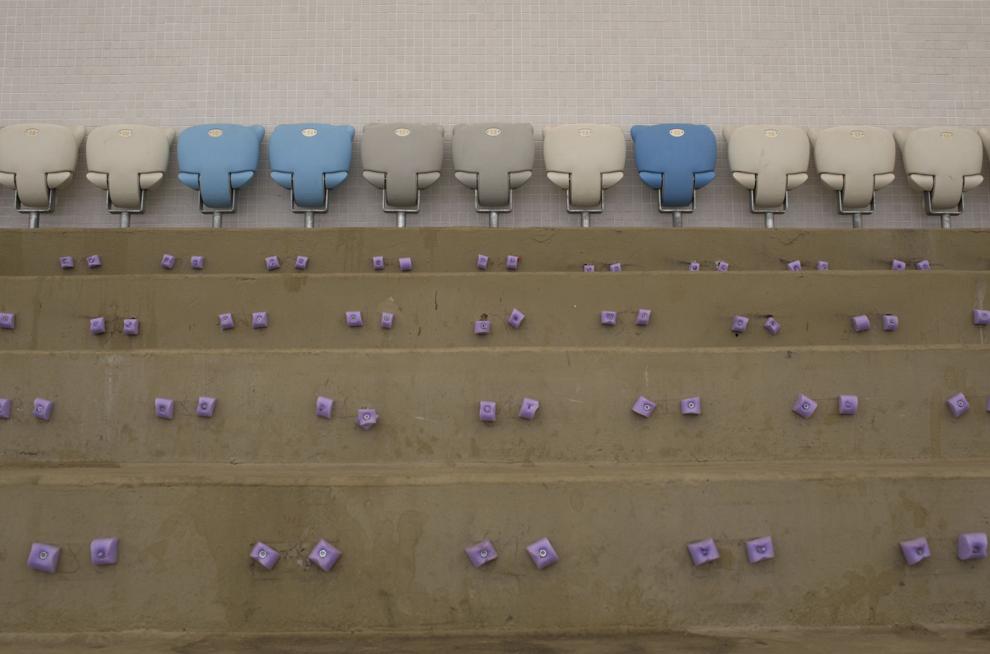 Photos: Rio de Janeiro, after the Olympics. It's not ...