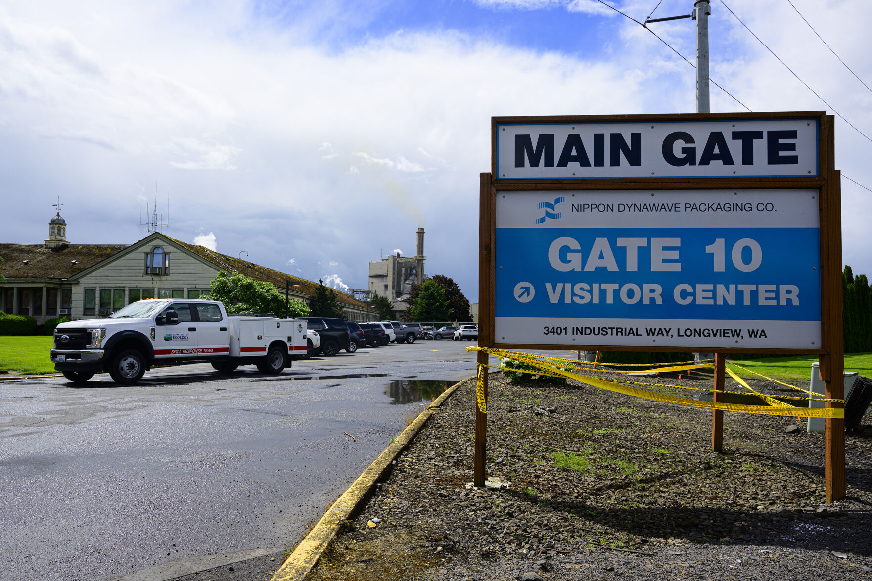 Past fire at Washington paper mill suggests owner cut back on