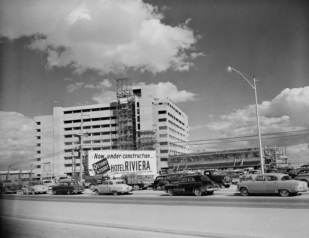Las Vegas historic Riviera Hotel and Casino demolished