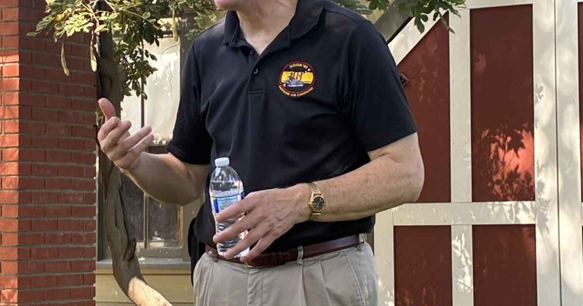 Lemoore writer returns home for book signing