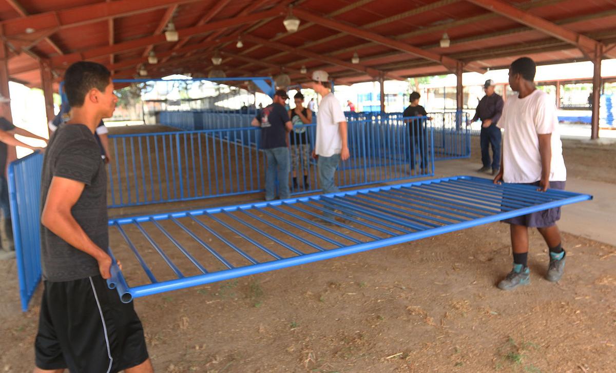 Kings Fair cleanup by volunteers