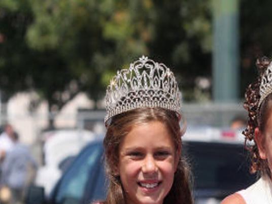 Festa Parades And Queens Gallery Hanfordsentinel Com