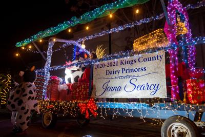 Centralia Christmas Parade 2022 Lemoore Christmas Parade Returns With Dr. Seuss Twist | News |  Hanfordsentinel.com