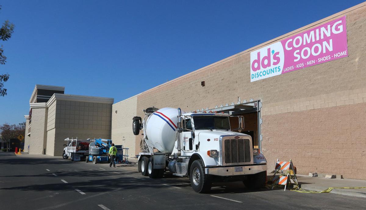 West Hanford shopping centers boom Local