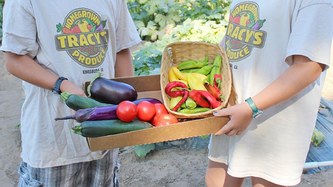 farming jack tracy and antonette tracy hanfordsentinel com 55b6acbc63685 image jpg