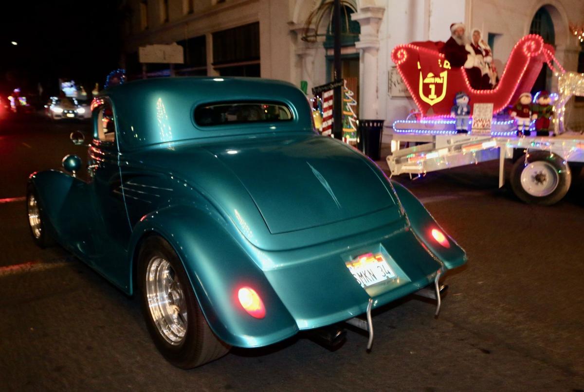 Lemoore celebrates Christmas with drivethru parade Features