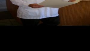 Hanford doctor accused of preying on female patients | Local