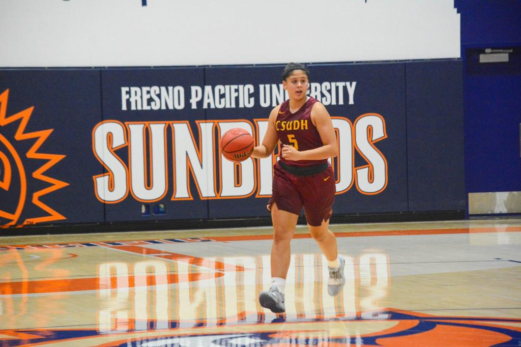 Hanford Natives Shine On The Court Hanfordsentinel Com