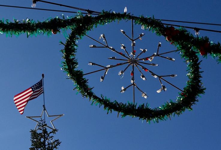 Lemoore gets ready for annual Christmas Parade Entertainment