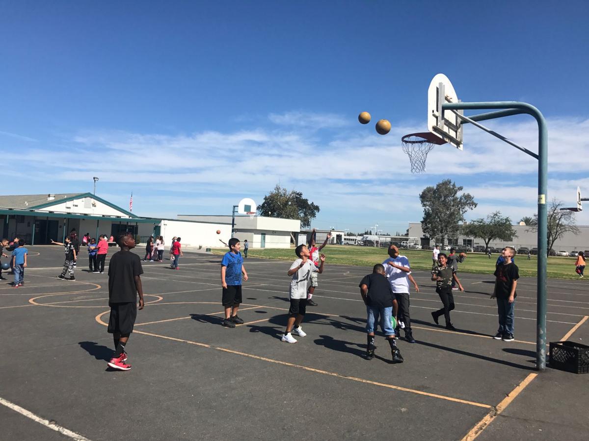 Classes start for Roosevelt Elementary in Hanford Local