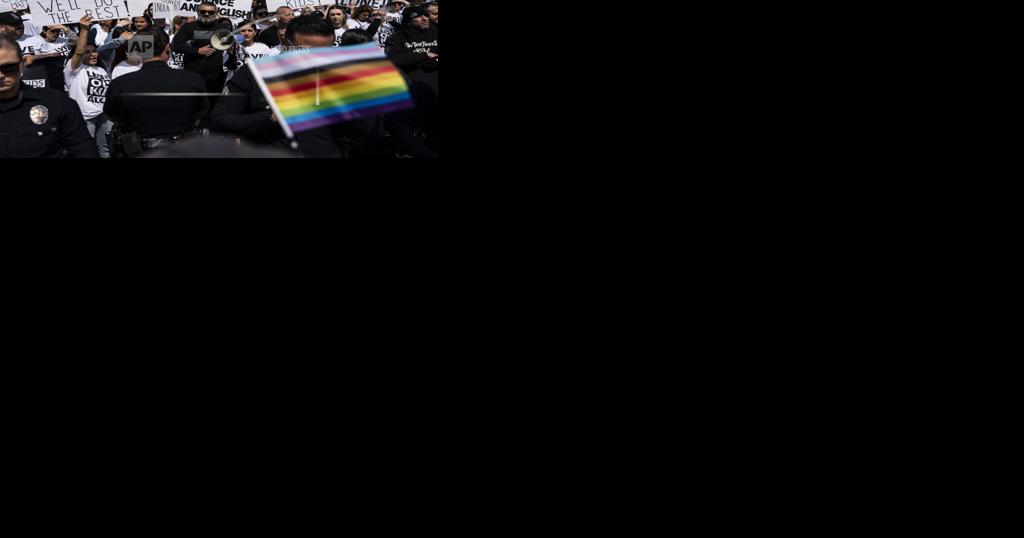 Protests erupted outside Los Angeles elementary school's Pride month assembly - Vimarsana News