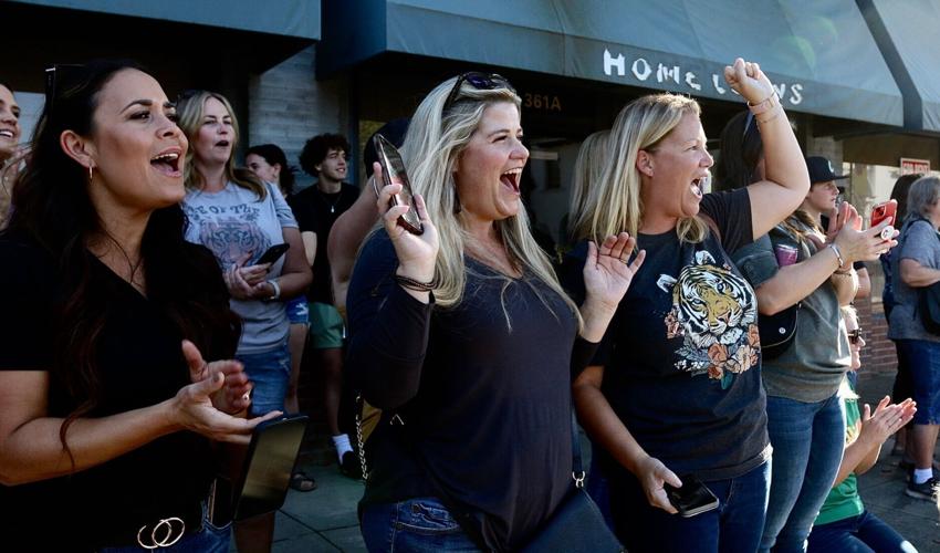 Lemoore kicks off with parade Local News