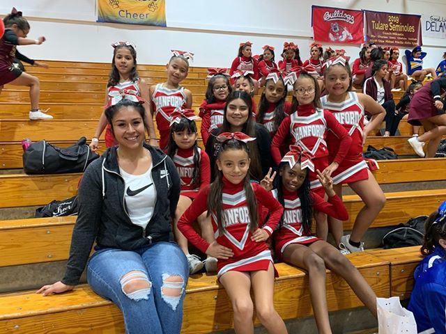 Former NFL cheerleader leading Mt. Whitney cheer team