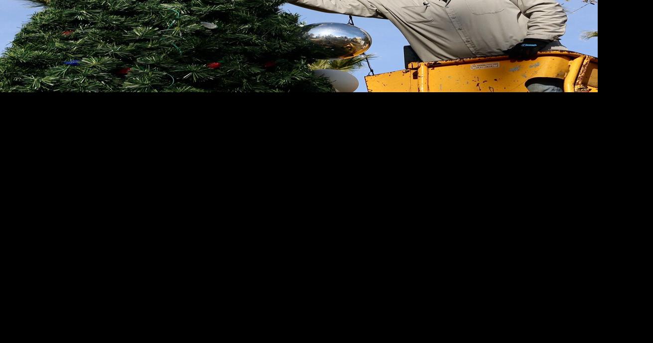 Ready for a Winter Wonderland: Ice rink opens Saturday | Local News ...
