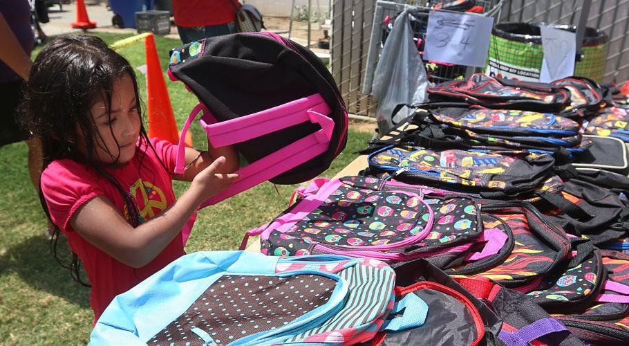 Salvation Army Hands Out School Supplies Local News Hanfordsentinel Com