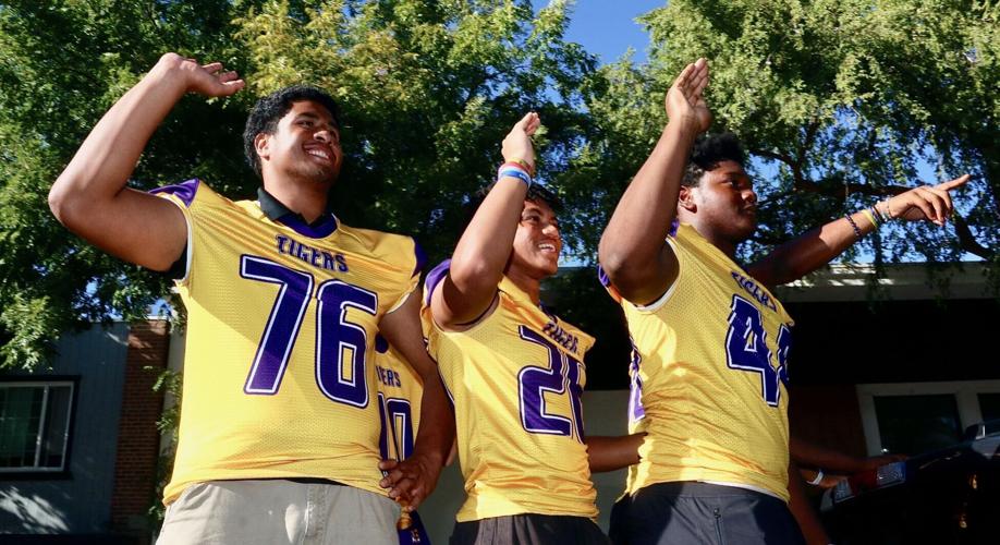 Lemoore parade boosts spirit before big game Local News