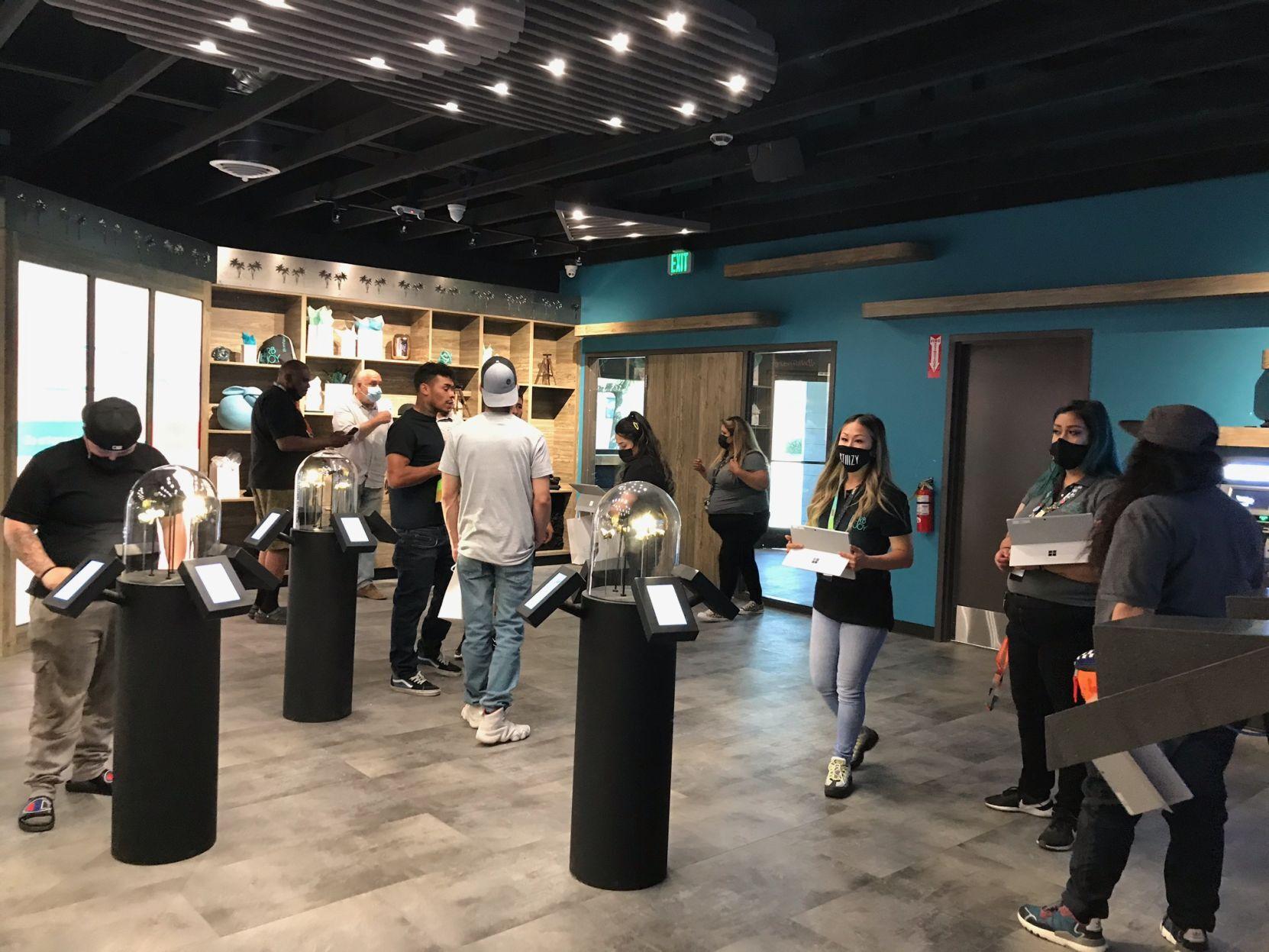 Downtown Hanford’s first cannabis dispensary, HerbNJoy, opens News