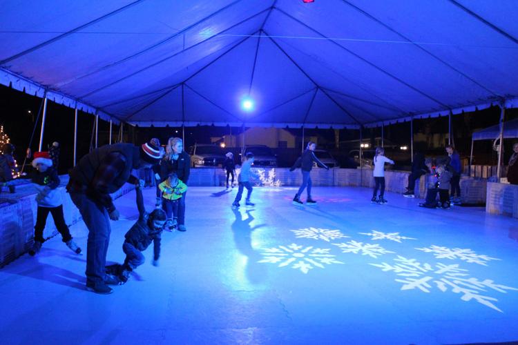 Community Christmas brings skating | Hanford Sentinel | Community News ...