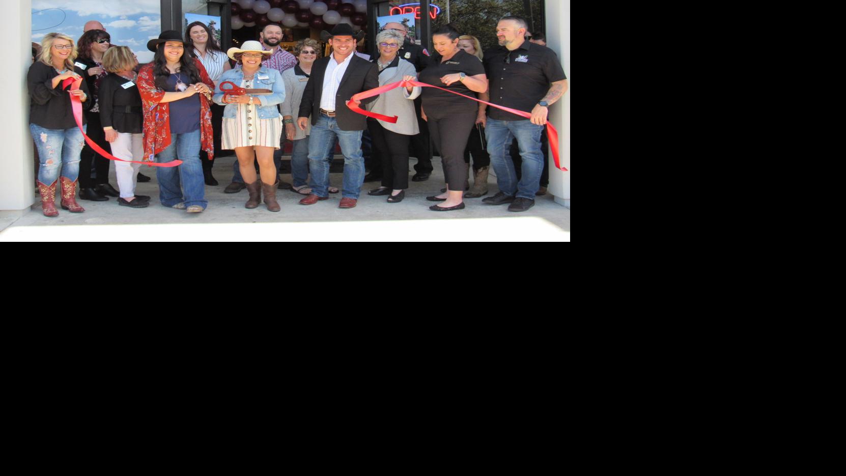 Boot Barn Officially Opens In Hanford Local Hanfordsentinel Com