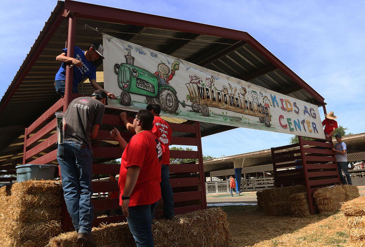 Kings Fair cleanup by volunteers