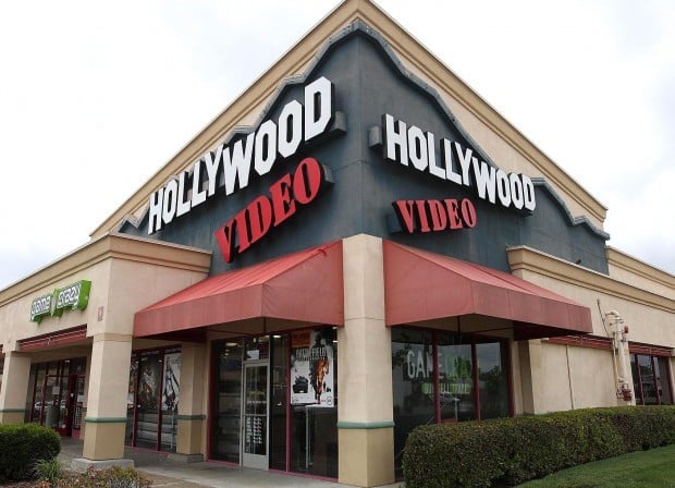 hollywood video game store