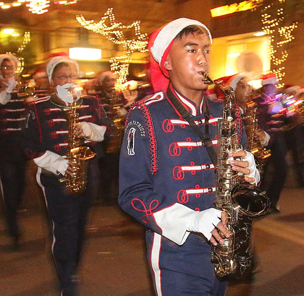 Lemoore Christmas Parade