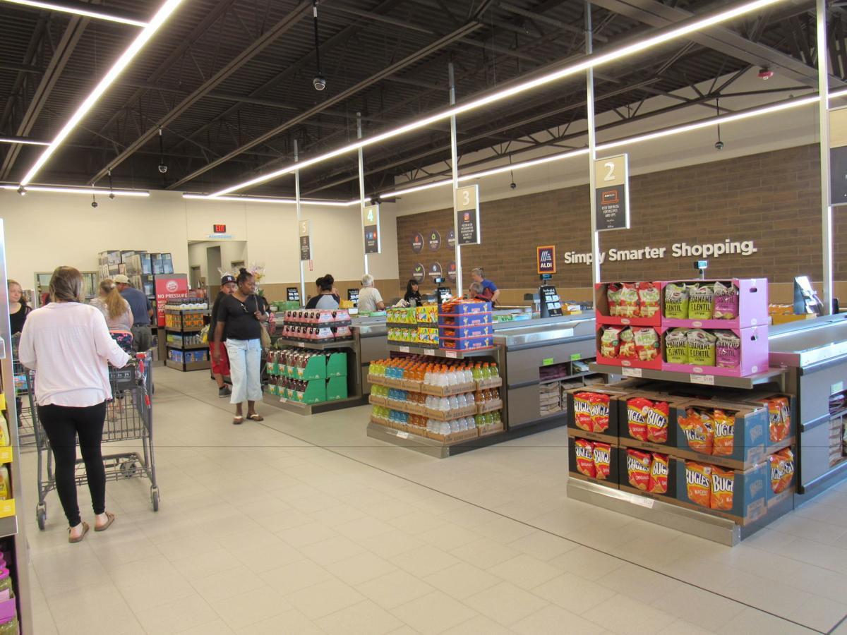 ALDI grocery store opens in Hanford Local