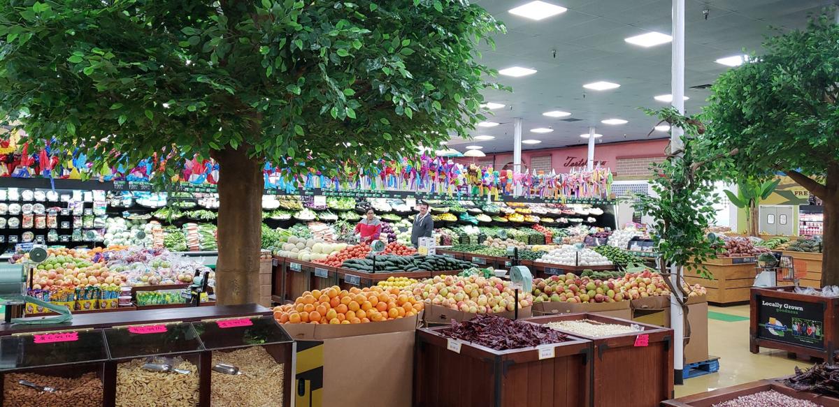 El Rey Super Mercado opens its doors Local