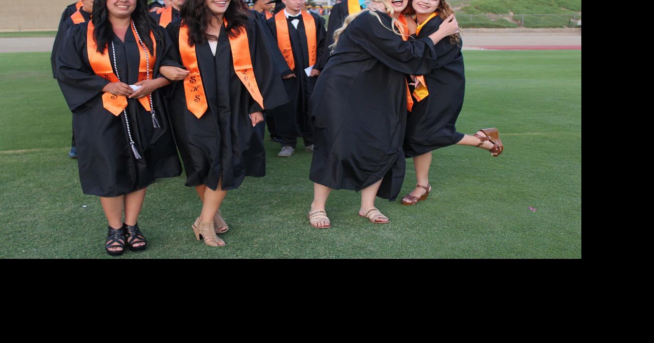 Kingsburg, Selma seniors graduate Local News Selma / Kingsburg