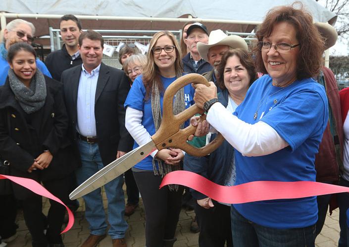 Lemoore shelter celebrates new facility | Local News Lemoore shelter celebrates new facility | Local News