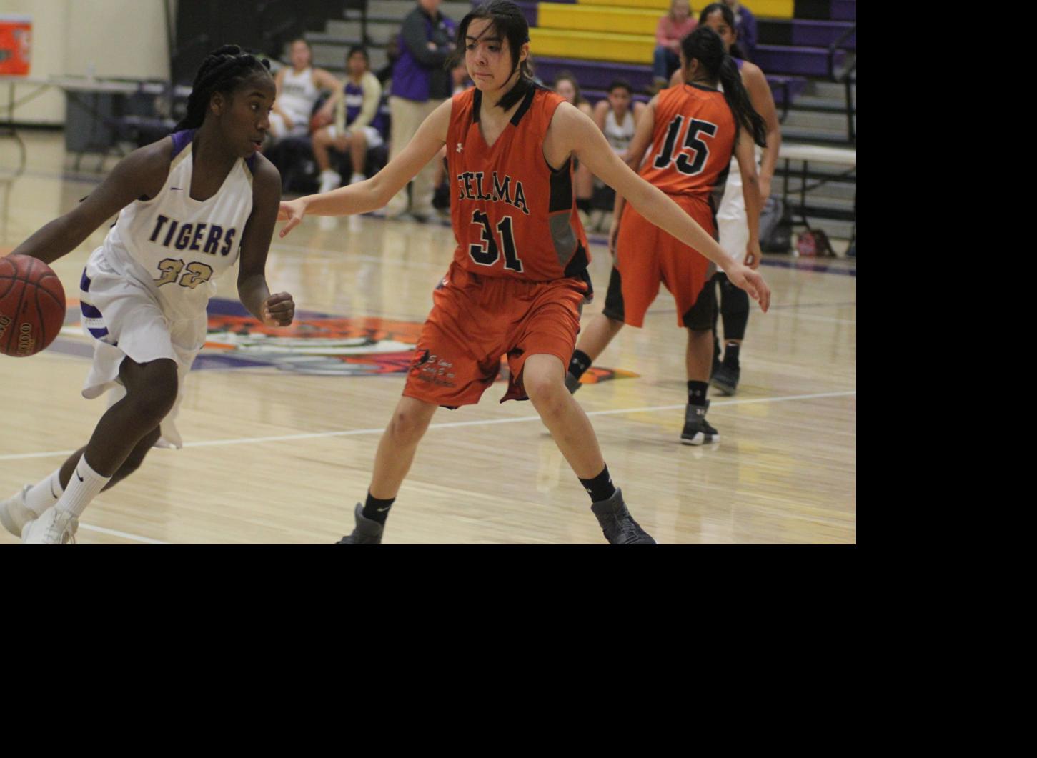 Selma Girls Blowout Lemoore Selma Enterprise Hanfordsentinel Com