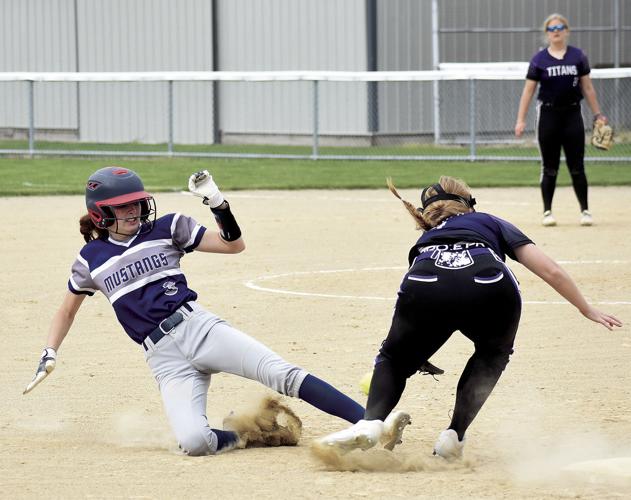 River Valley hosts Softball Classic tournament Sports harborcountry