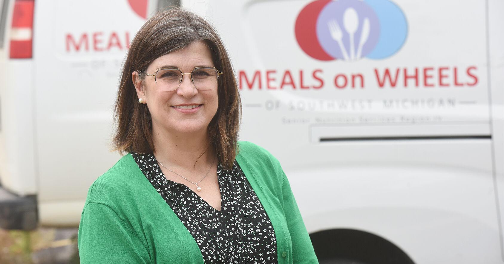 Linda Tinsley settles in as director of Meals on Wheels - Vimarsana News