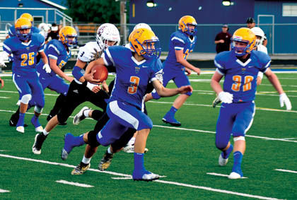 9 20 Sports NBFB 1 3 runs.jpg