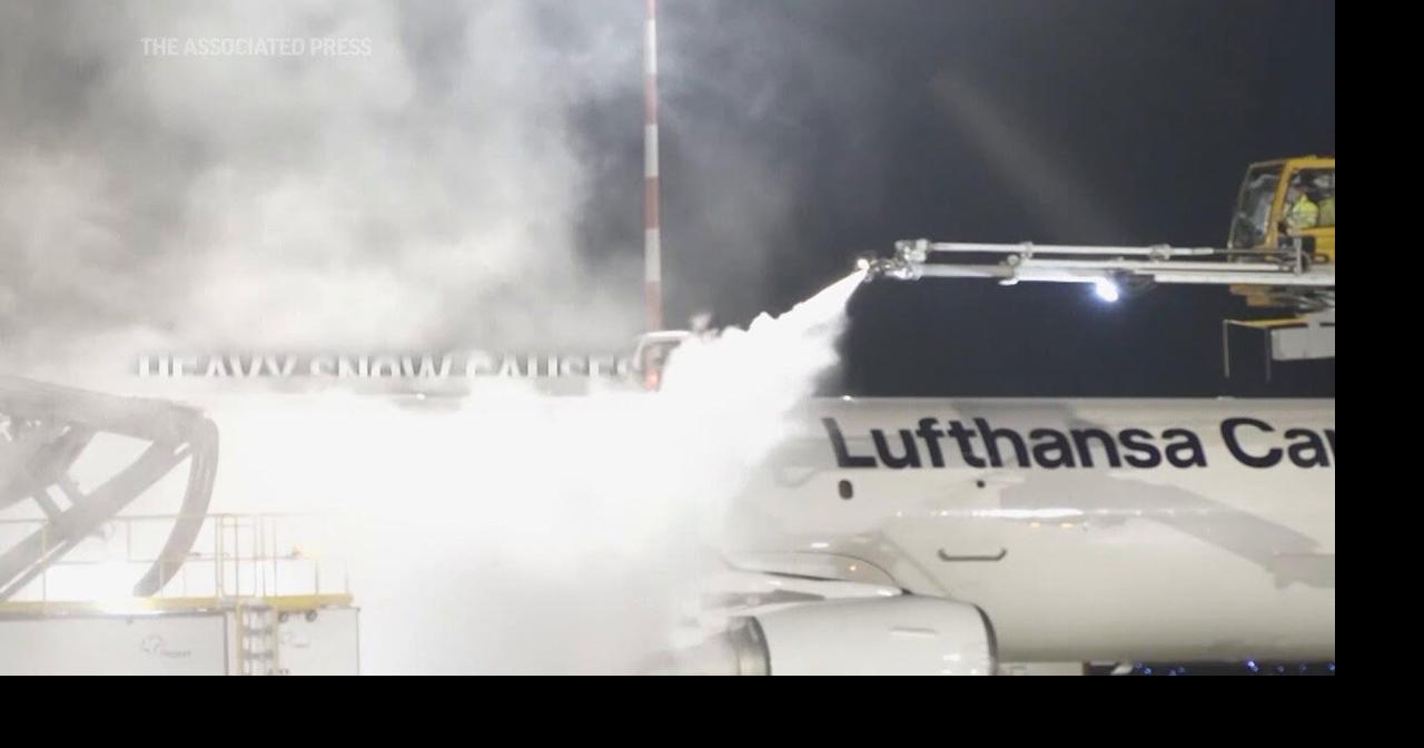 Heavy snow and freezing rain causes flight cancellations in Germany