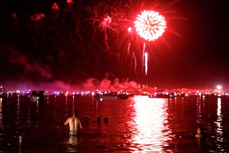 Photos 4th of July Fireworks over Lake Havasu Local News